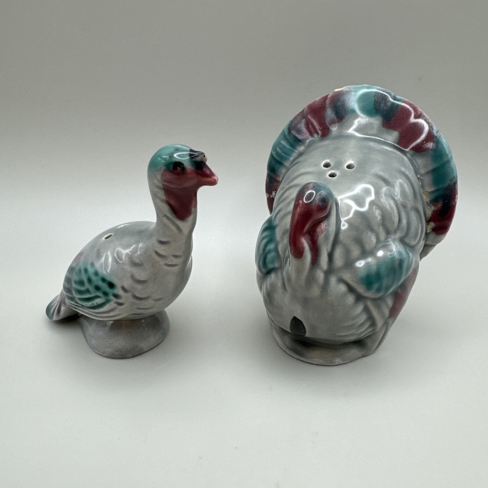 Vintage 60s Turkey Salt & Pepper Shakers Tom Hen Couple Thanksgiving Fall AS IS